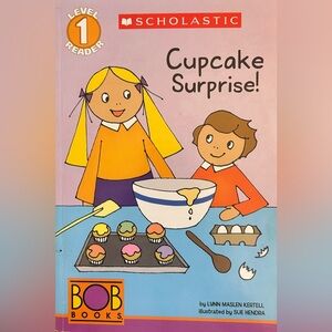 BOB Books Cupcake Surprise! Level 1 Reader